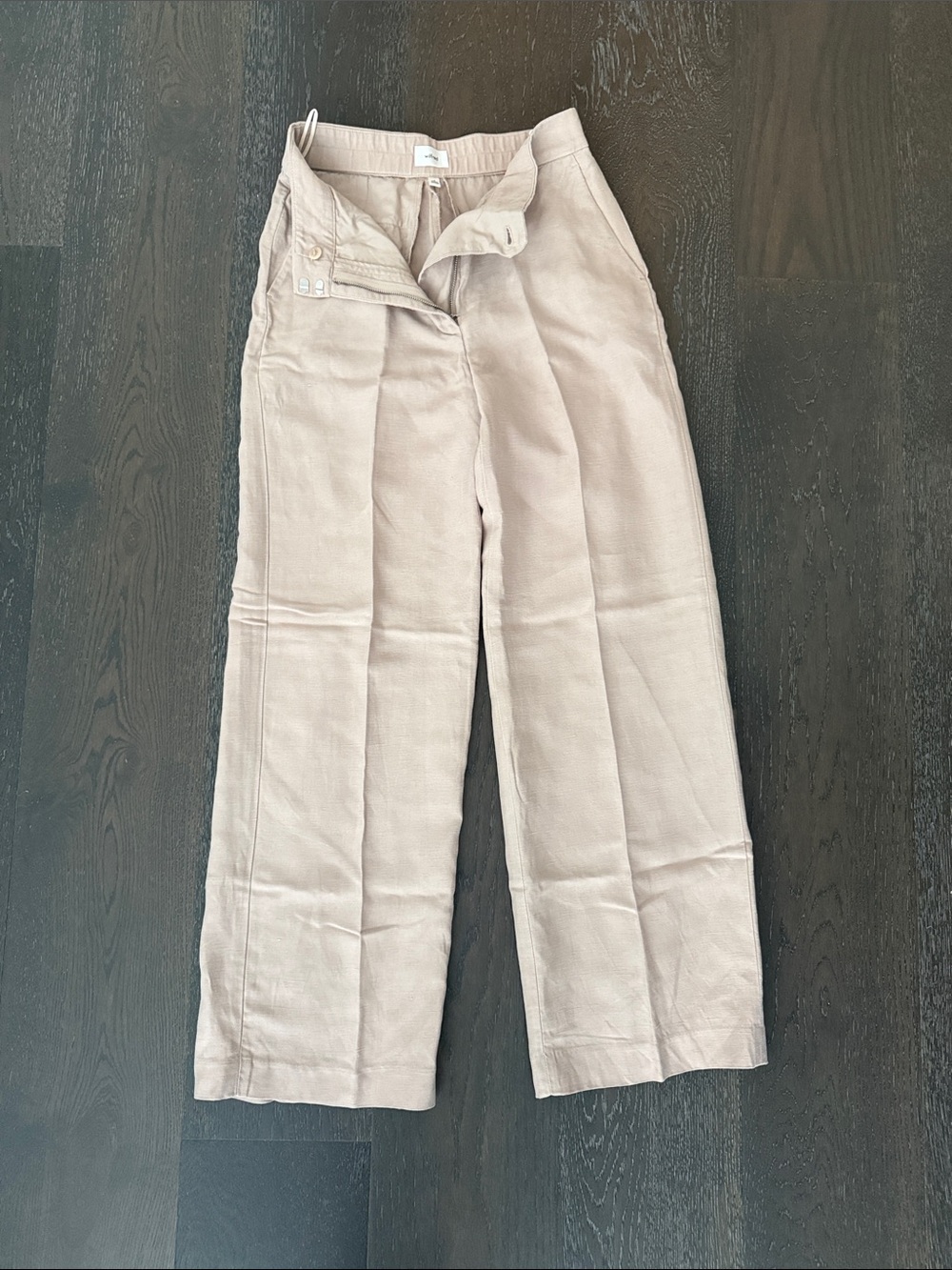 Wilfred Limitless linen pants from Aritzia